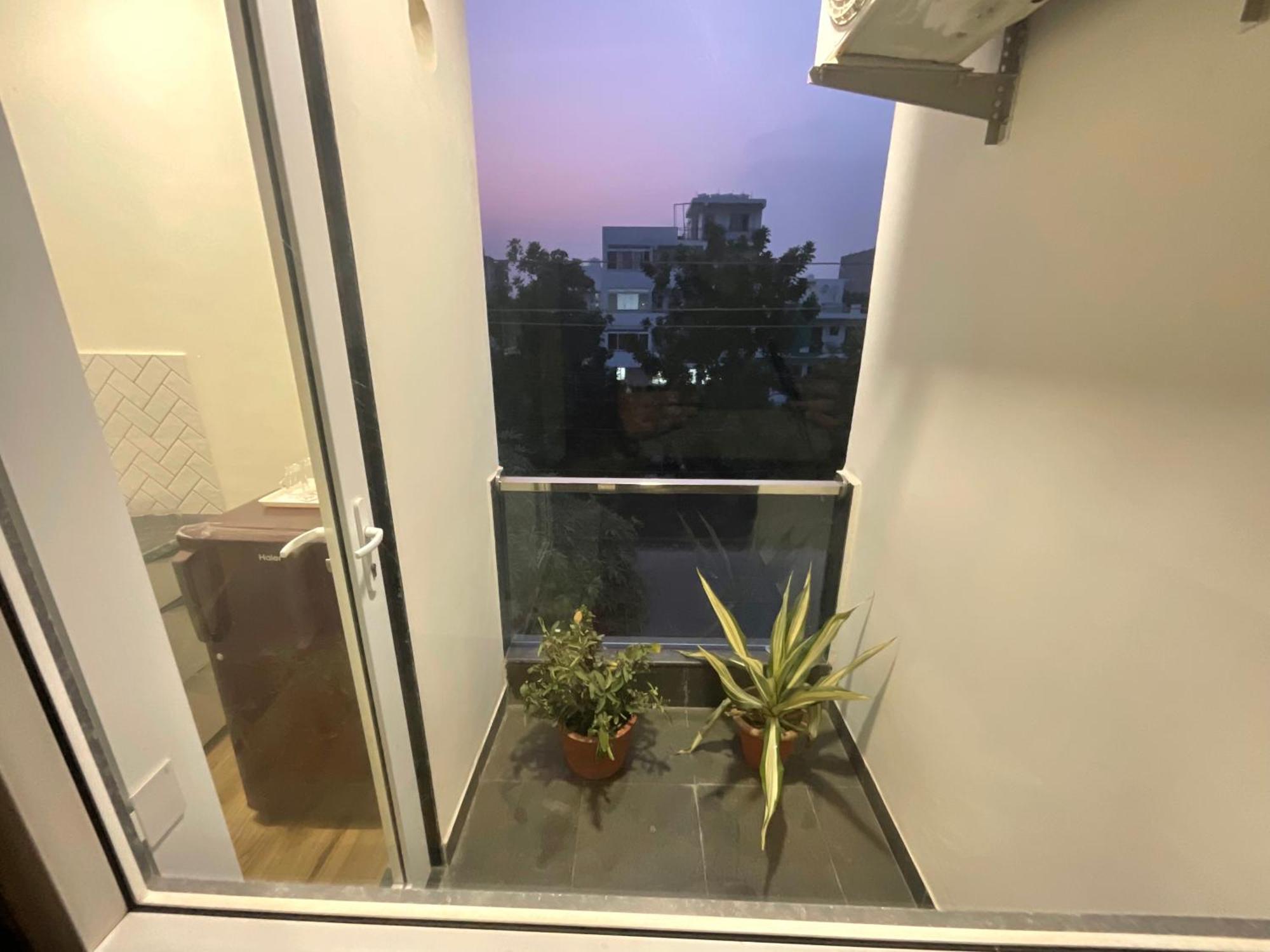 Downtown Studios Gurgaon Eksteriør billede