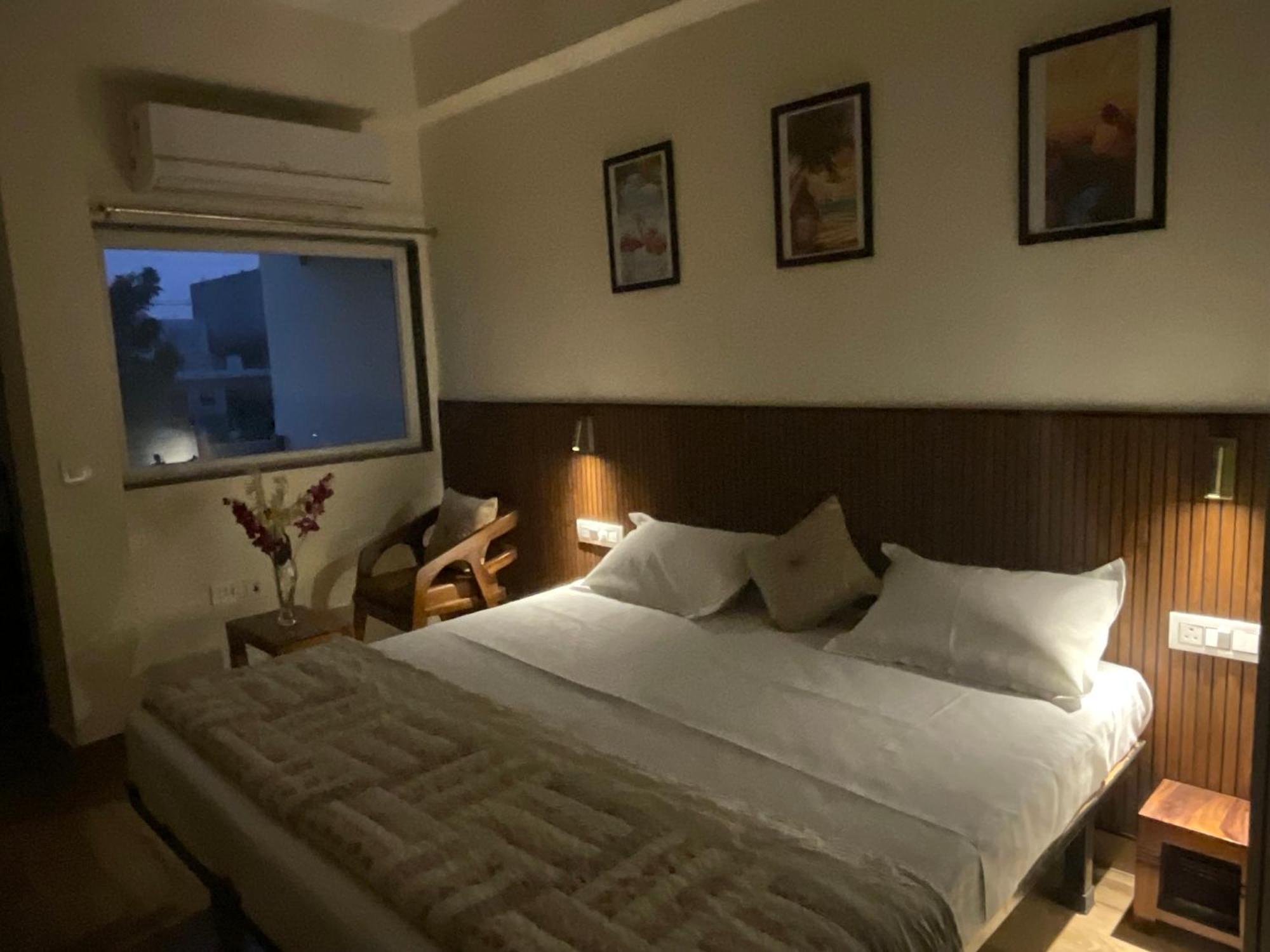 Downtown Studios Gurgaon Eksteriør billede